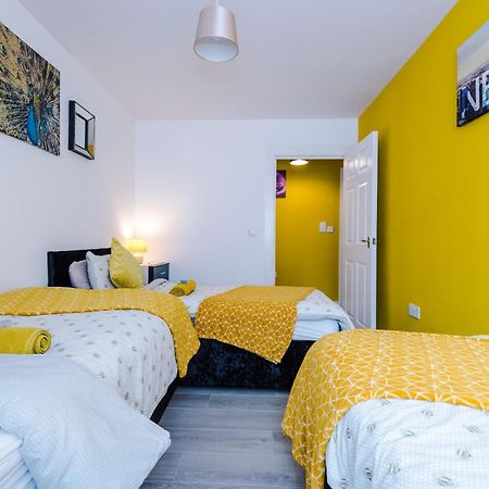 Opp Liverpool - Perfect For Contractors And Travellers, Big Savings Booking 4 Nights Or More! Appartement Buitenkant foto