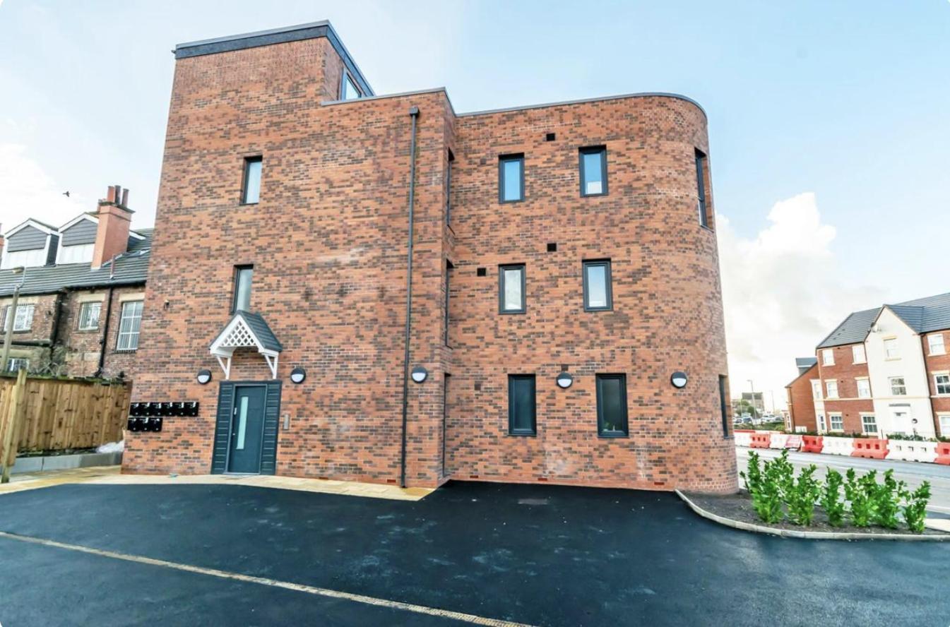 Opp Liverpool - Perfect For Contractors And Travellers, Big Savings Booking 4 Nights Or More! Appartement Buitenkant foto