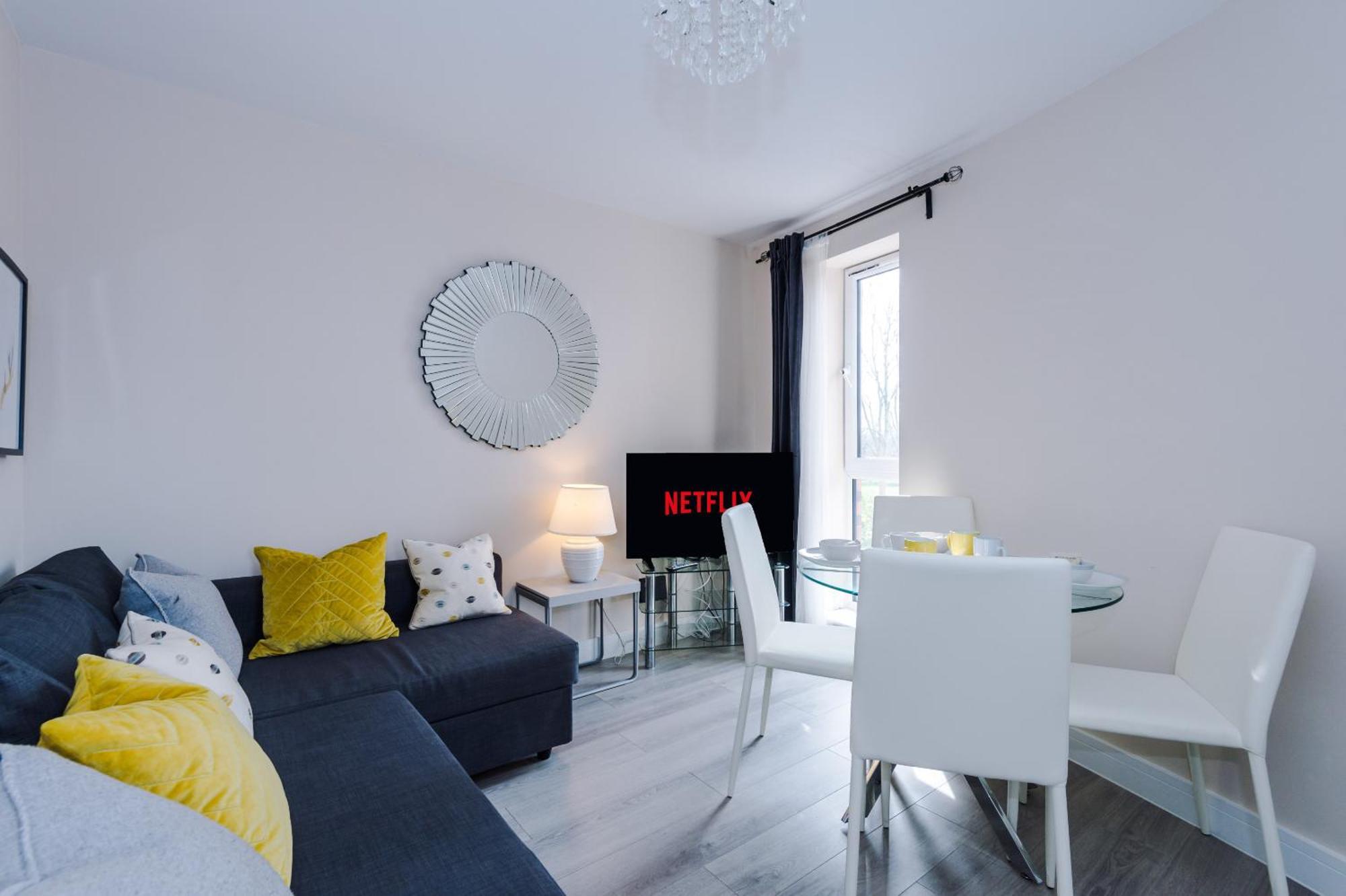 Opp Liverpool - Perfect For Contractors And Travellers, Big Savings Booking 4 Nights Or More! Appartement Buitenkant foto