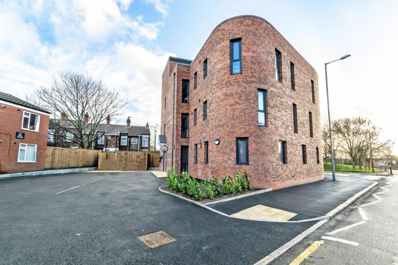 Opp Liverpool - Perfect For Contractors And Travellers, Big Savings Booking 4 Nights Or More! Appartement Buitenkant foto