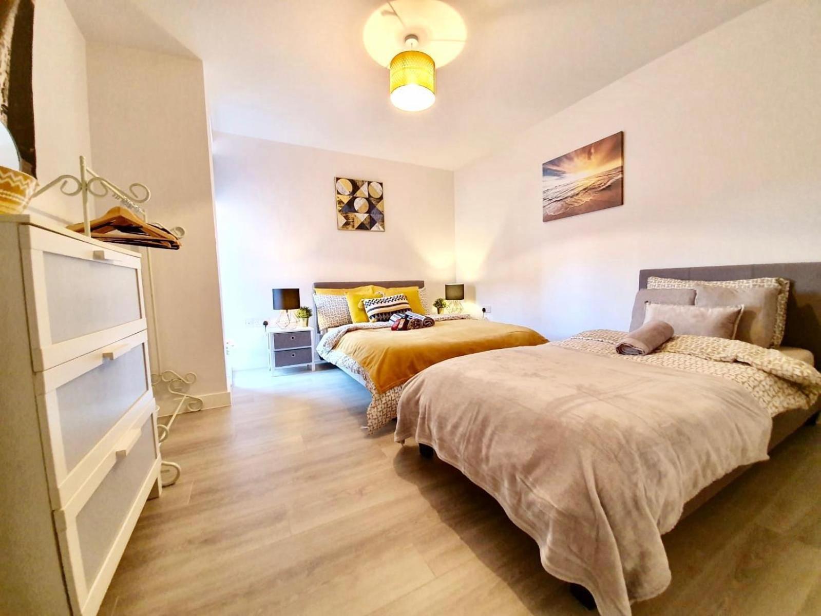 Opp Liverpool - Perfect For Contractors And Travellers, Big Savings Booking 4 Nights Or More! Appartement Kamer foto