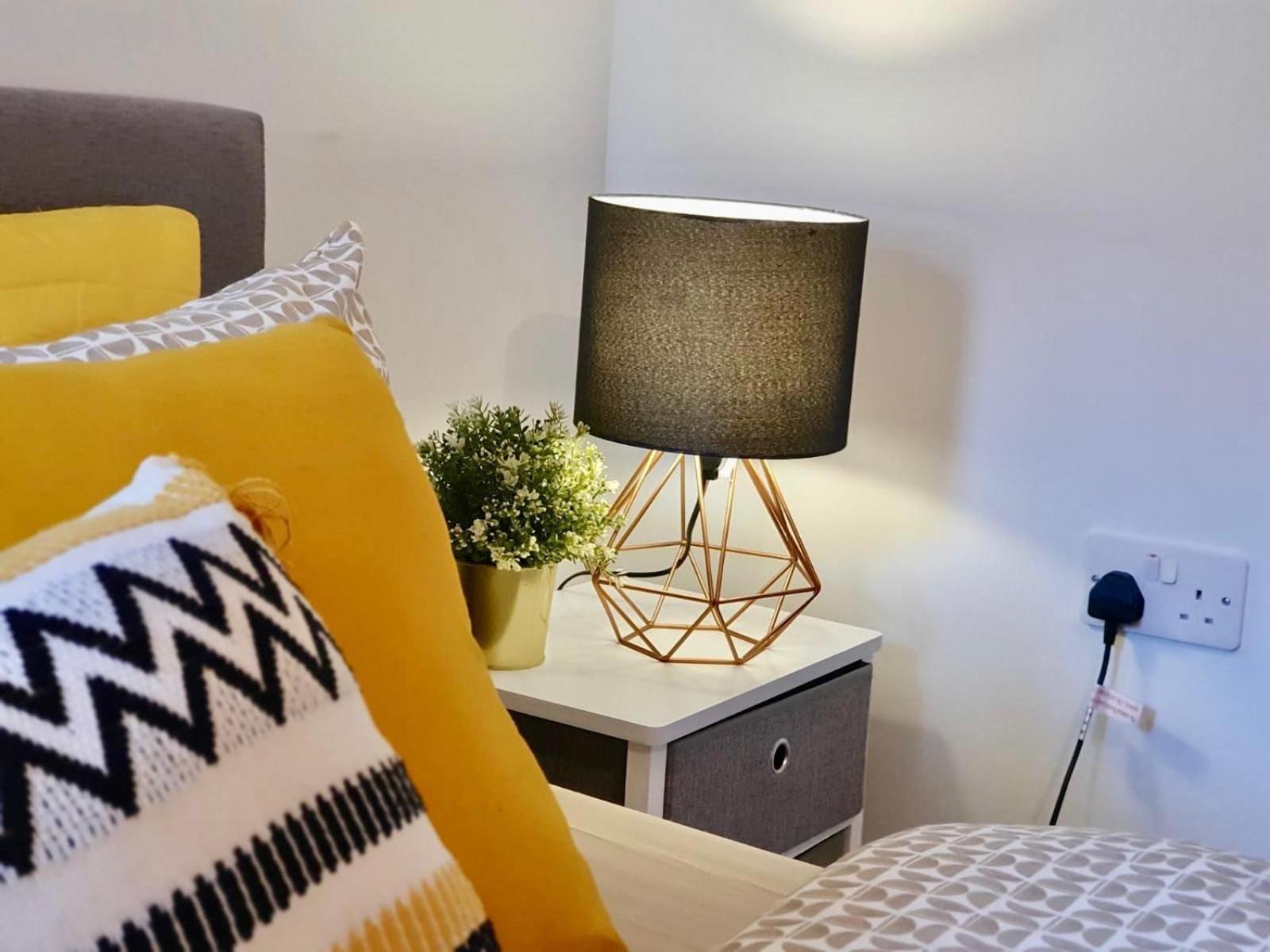 Opp Liverpool - Perfect For Contractors And Travellers, Big Savings Booking 4 Nights Or More! Appartement Kamer foto