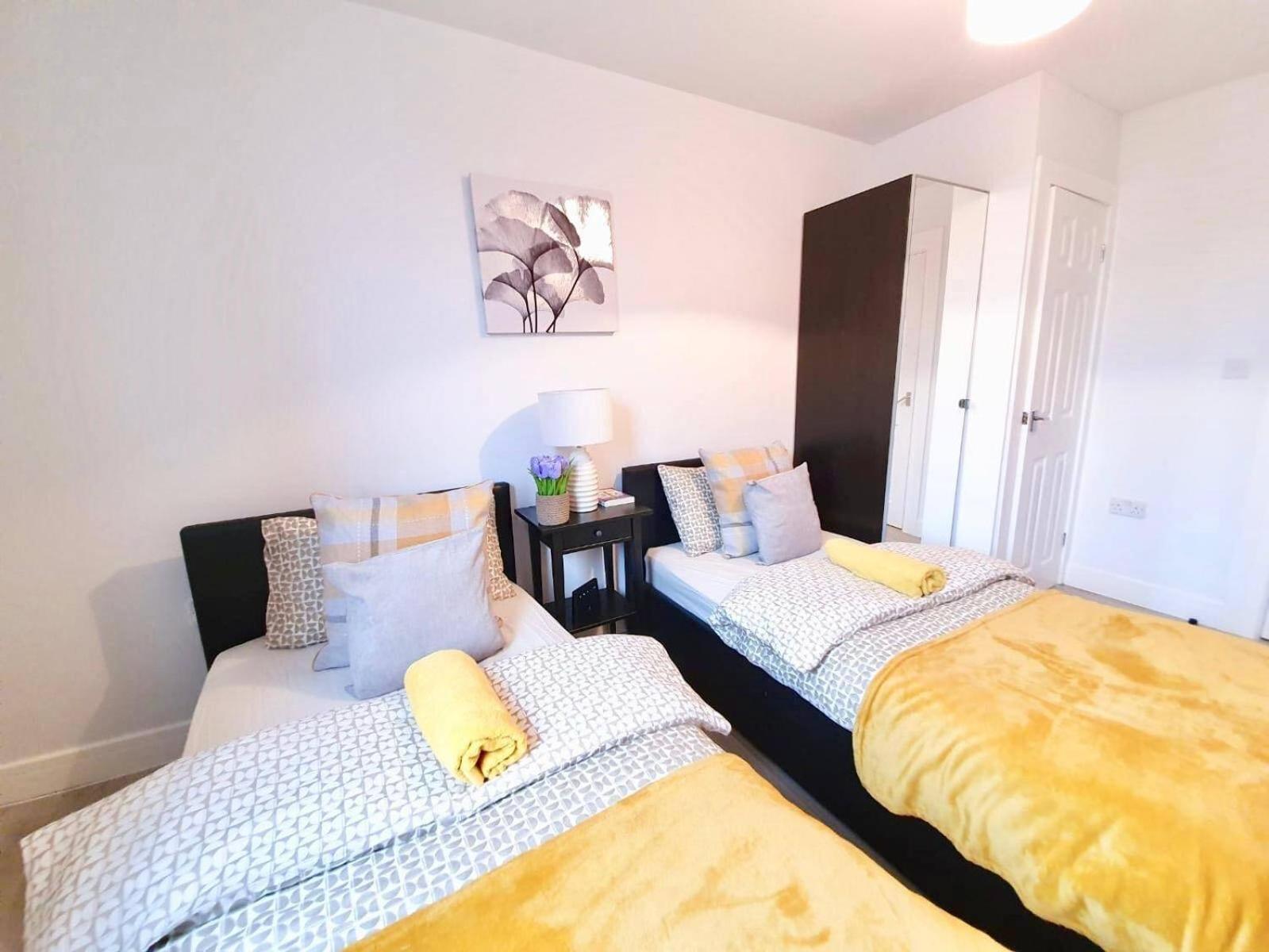 Opp Liverpool - Perfect For Contractors And Travellers, Big Savings Booking 4 Nights Or More! Appartement Kamer foto