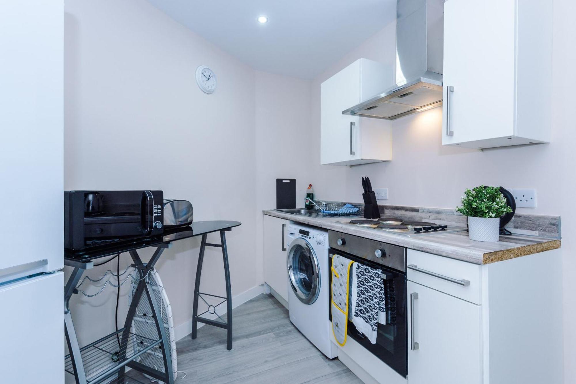 Opp Liverpool - Perfect For Contractors And Travellers, Big Savings Booking 4 Nights Or More! Appartement Kamer foto
