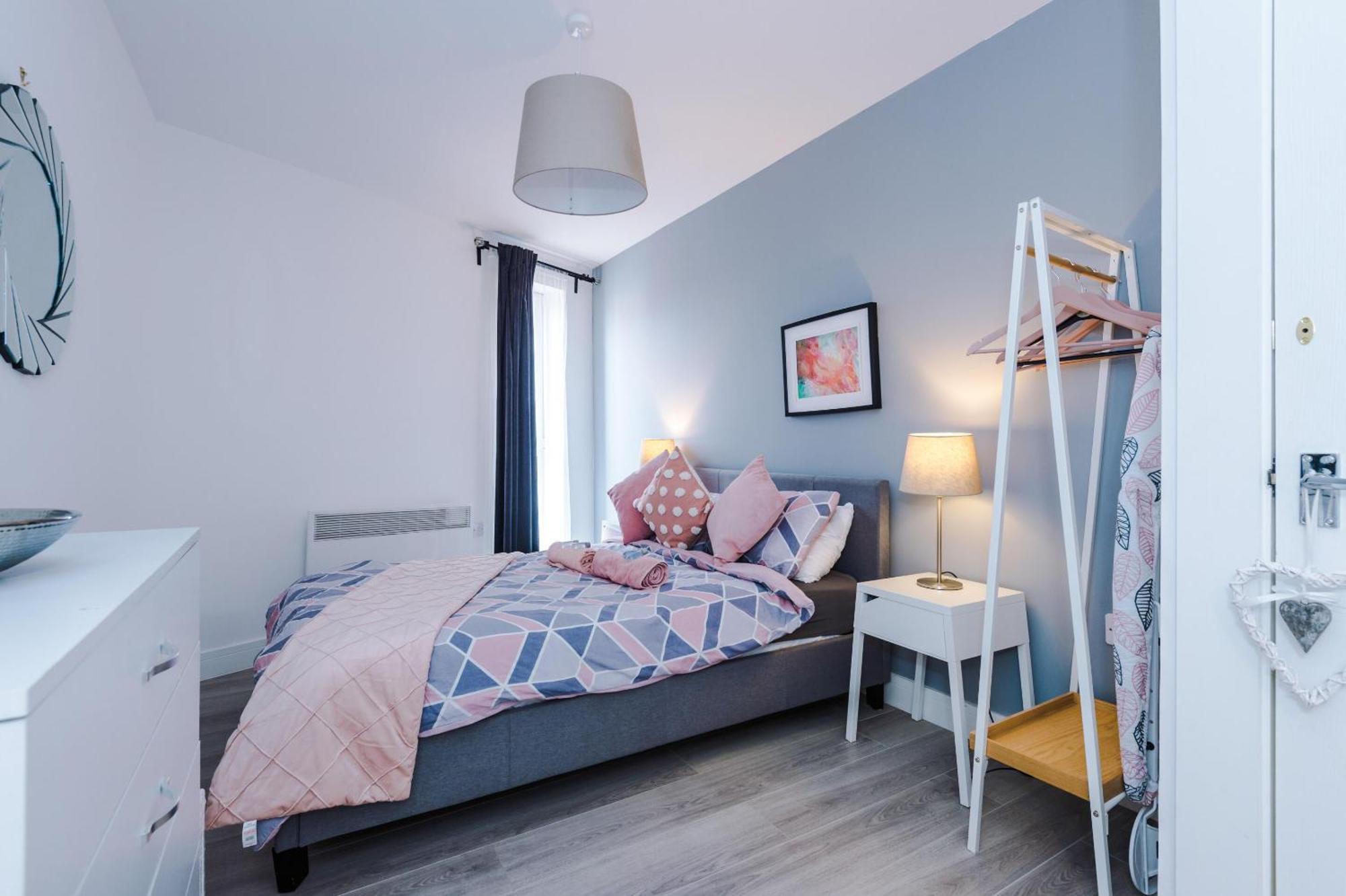 Opp Liverpool - Perfect For Contractors And Travellers, Big Savings Booking 4 Nights Or More! Appartement Kamer foto
